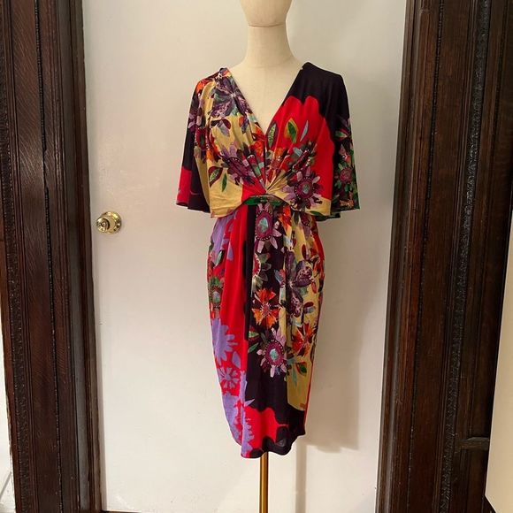 Beyonce's dress! Anthropologie colorful kimono -  not worn. Perfect condition. - Picture 4 of 4